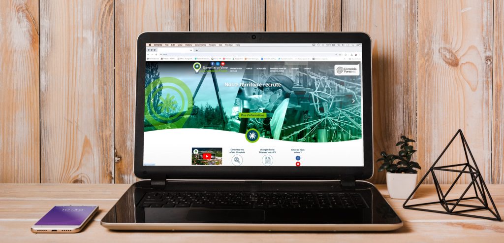 slider-travailler-et-vivre-en-livradois-forez